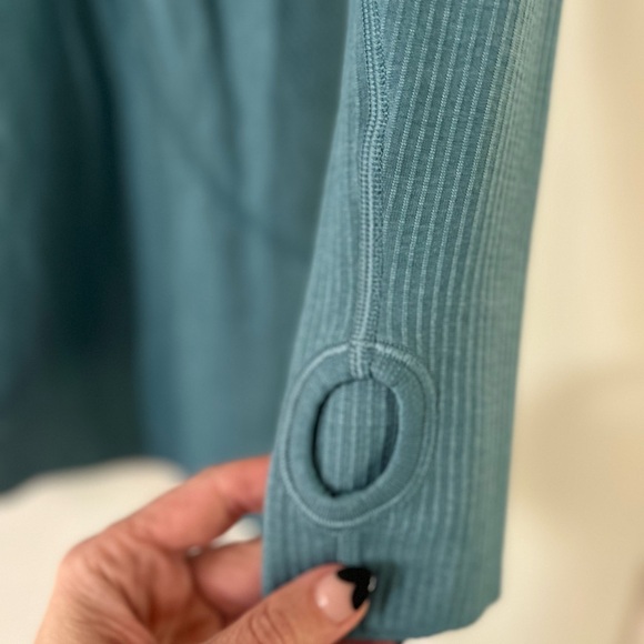 🍋🏃🏼‍♀️🎾 lululemon Swiftly Tech Long Sleeve Athletic Top 🎾🏃🏼‍♀️🍋 - Picture 7 of 9